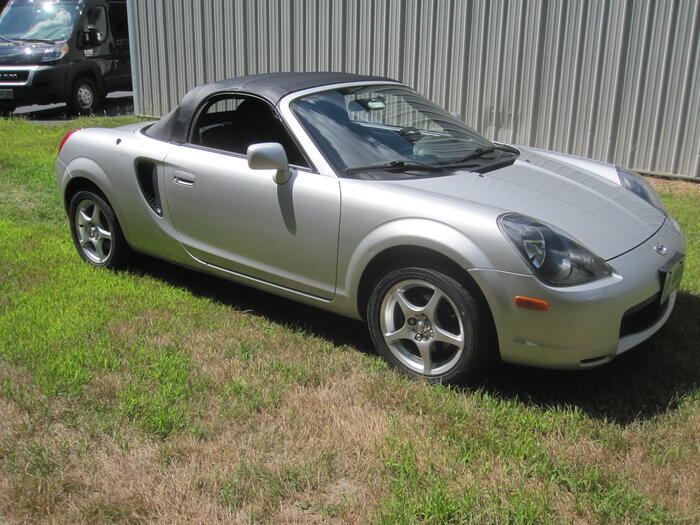 2001 Toyota MR2 Coupe